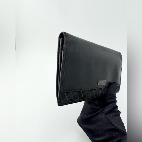 Burberry Black Label Long Wallet with Silver Hardware - Picture 10 of 14